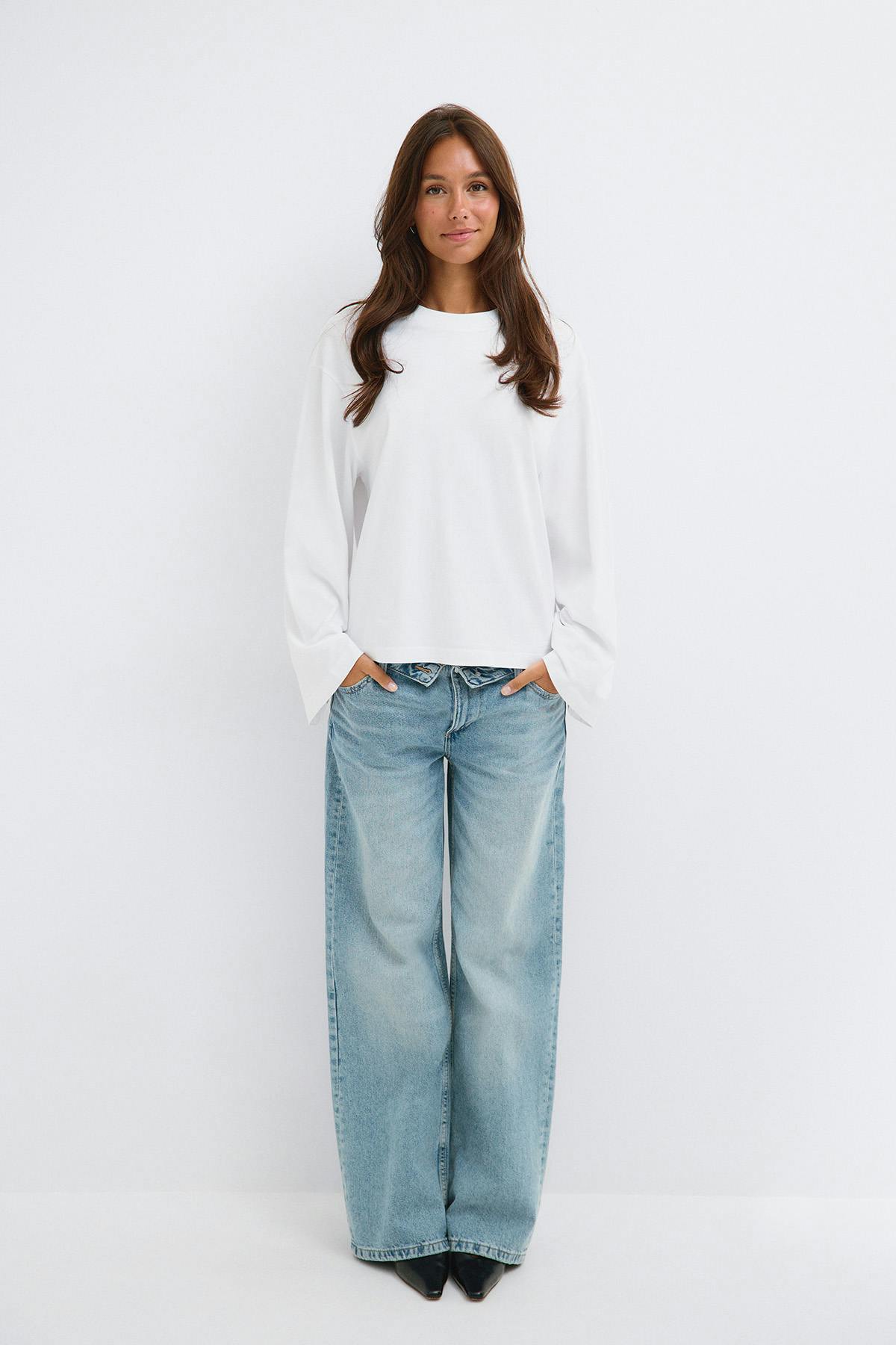 Loose fit long sleeve tee