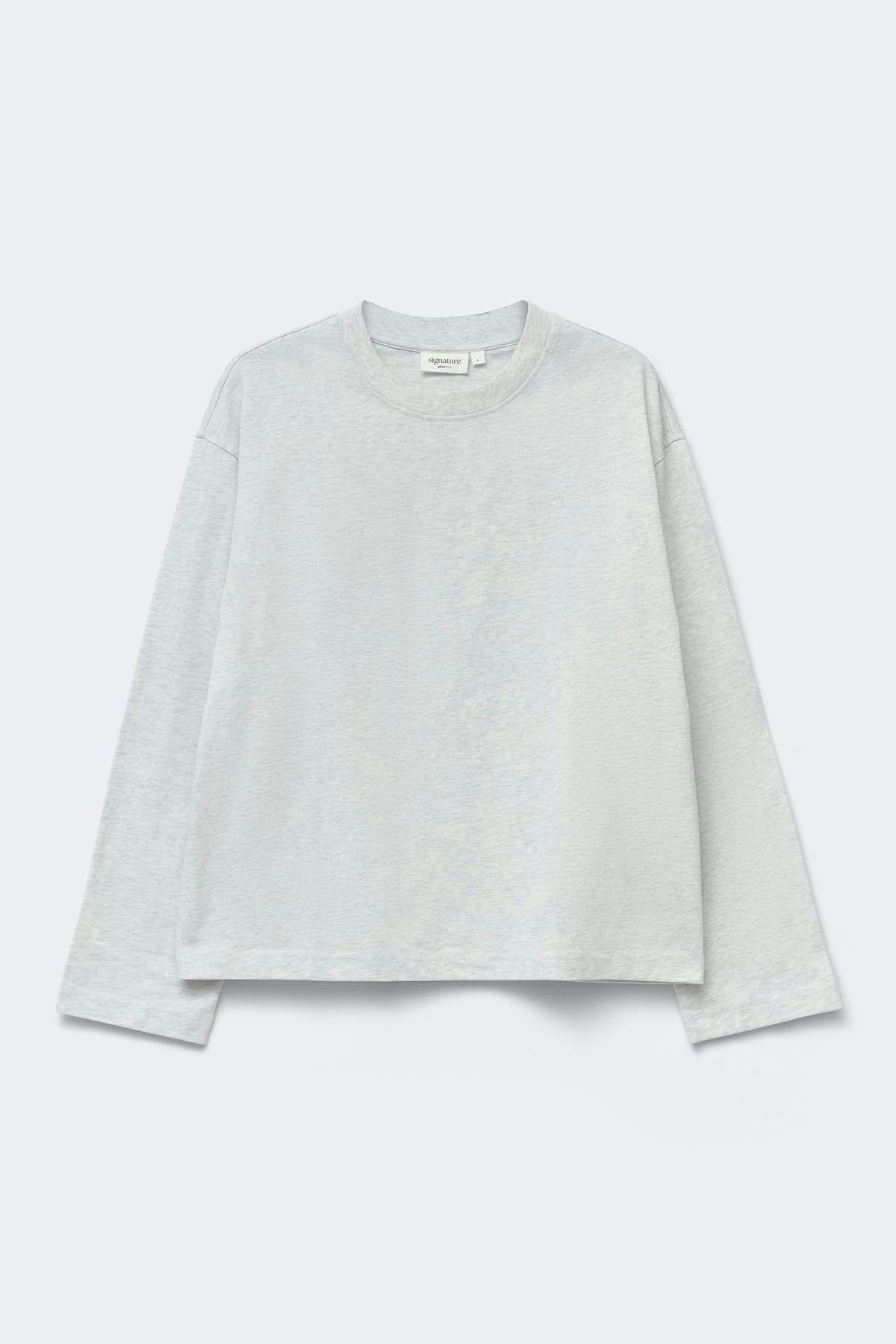 Loose fit long sleeve tee