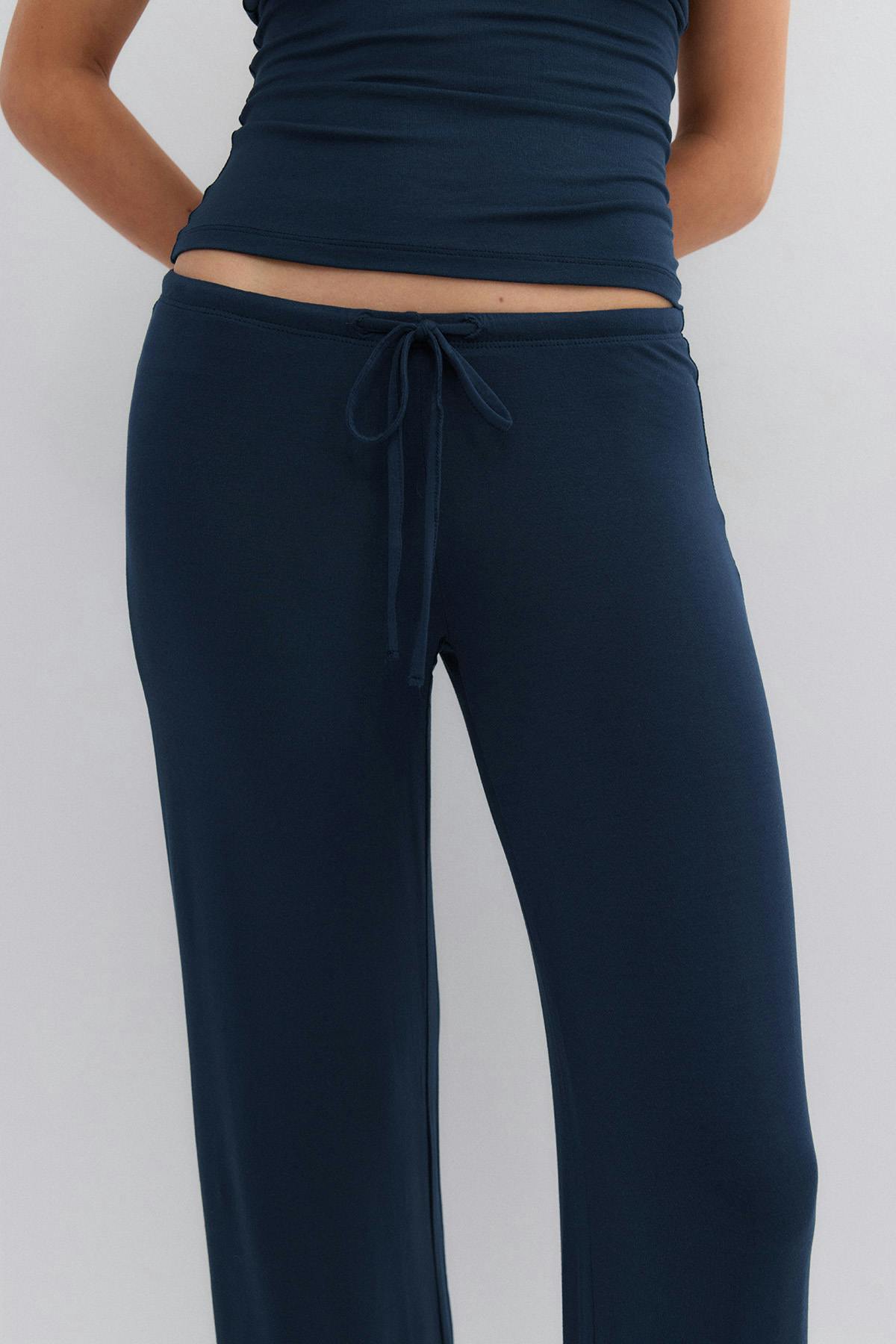 Low waist loungewear trousers