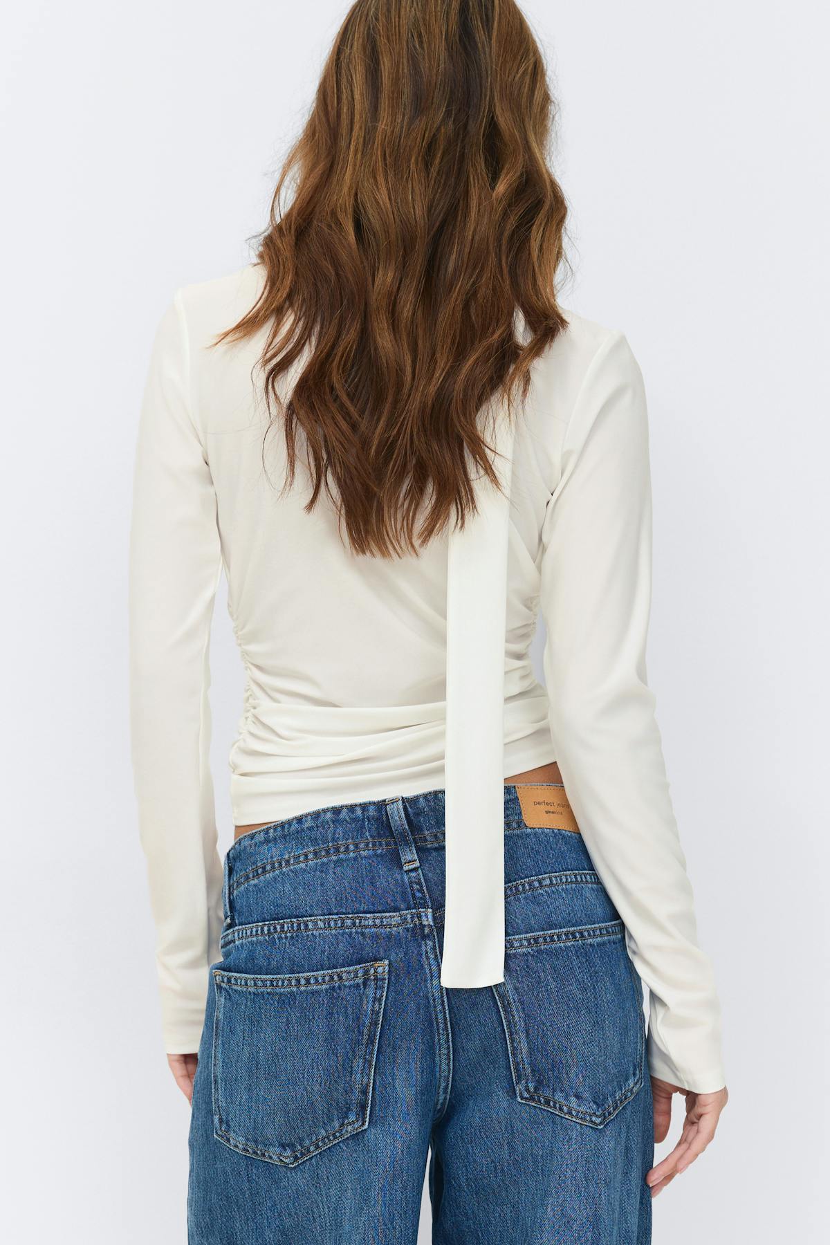 Scarf top