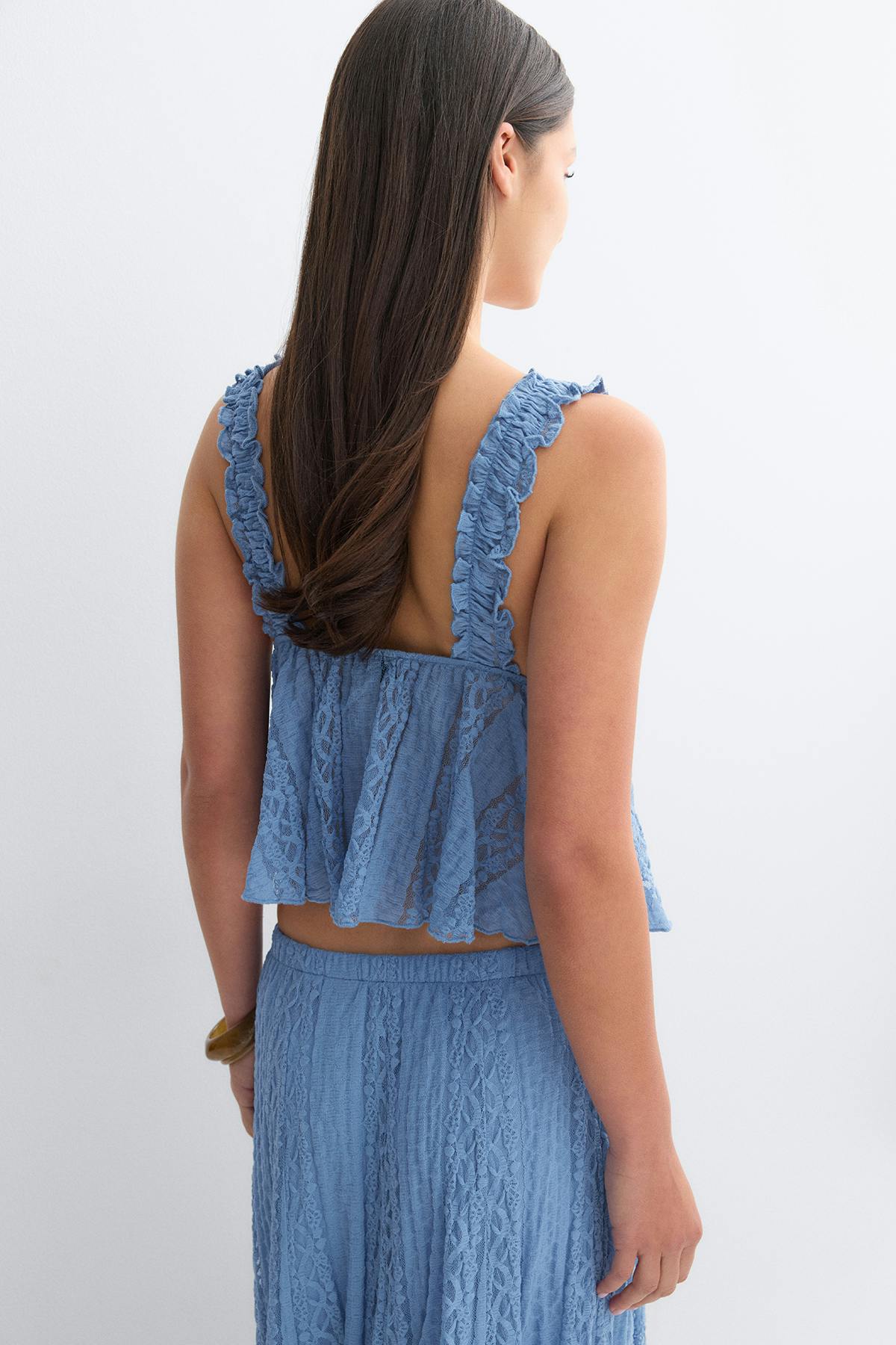 Lace singlet