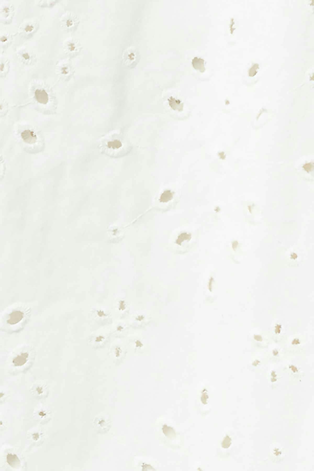 Broderie denim jeans
