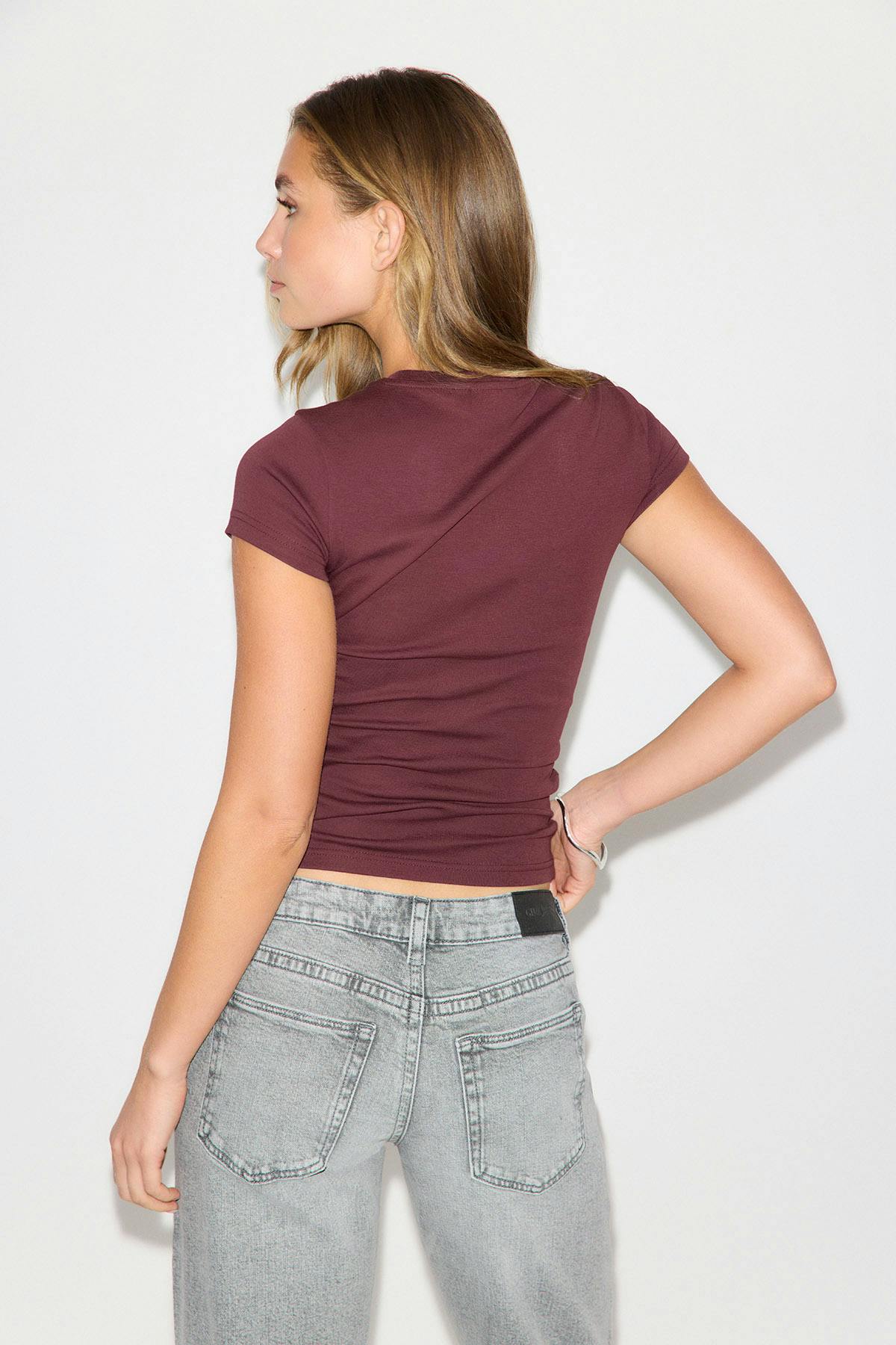 Perfect tight tee
