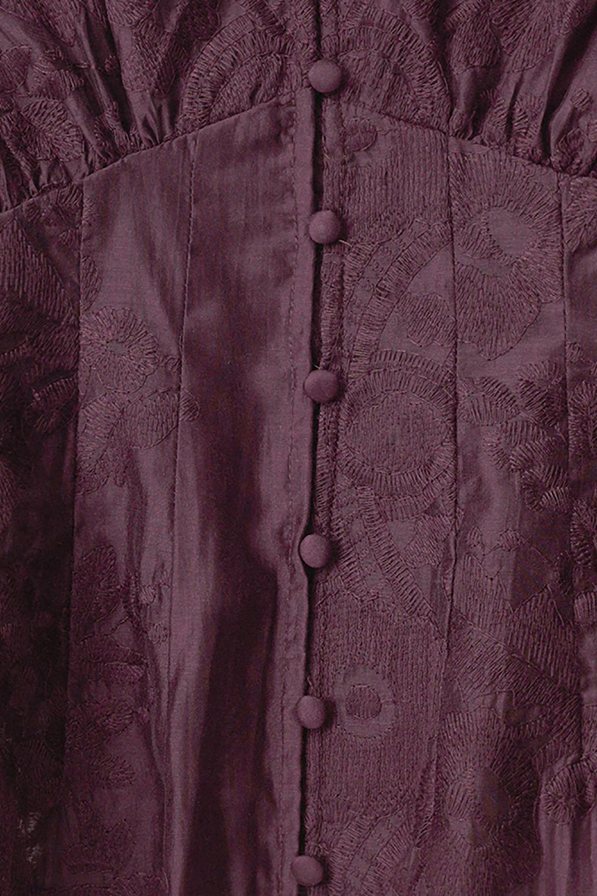 Shaped blouse