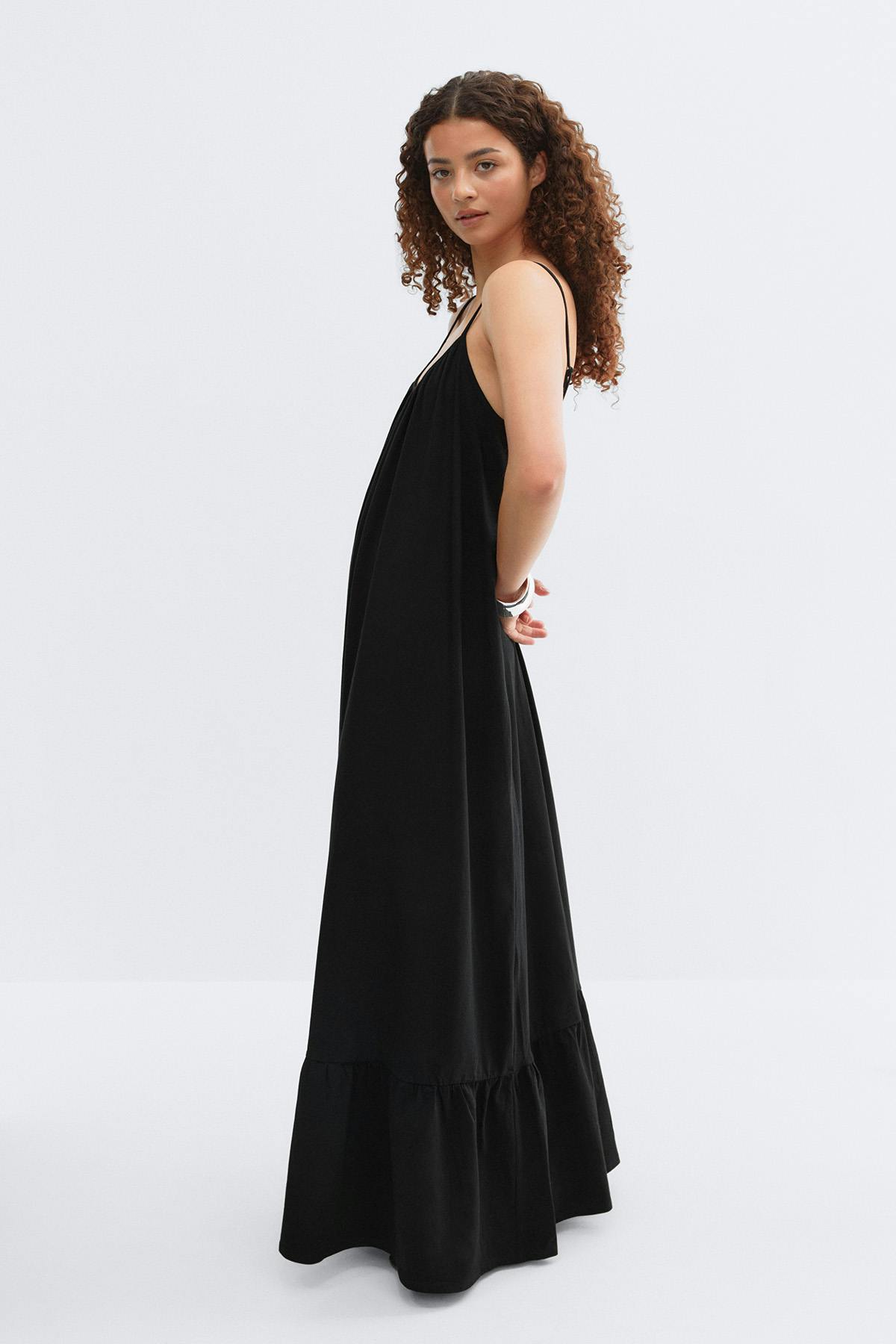 Flowy maxi dress