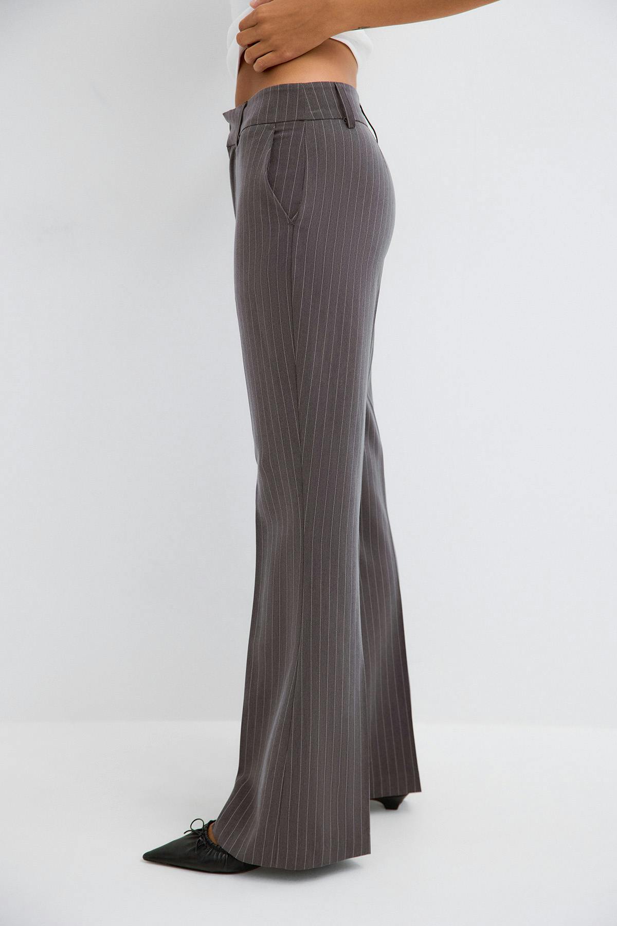 Iconic relaxed bootcut trouser