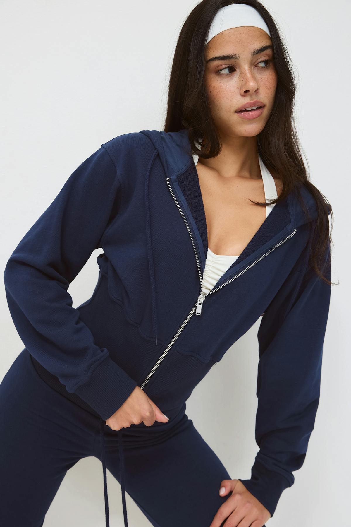 Slim fit zip hoodie