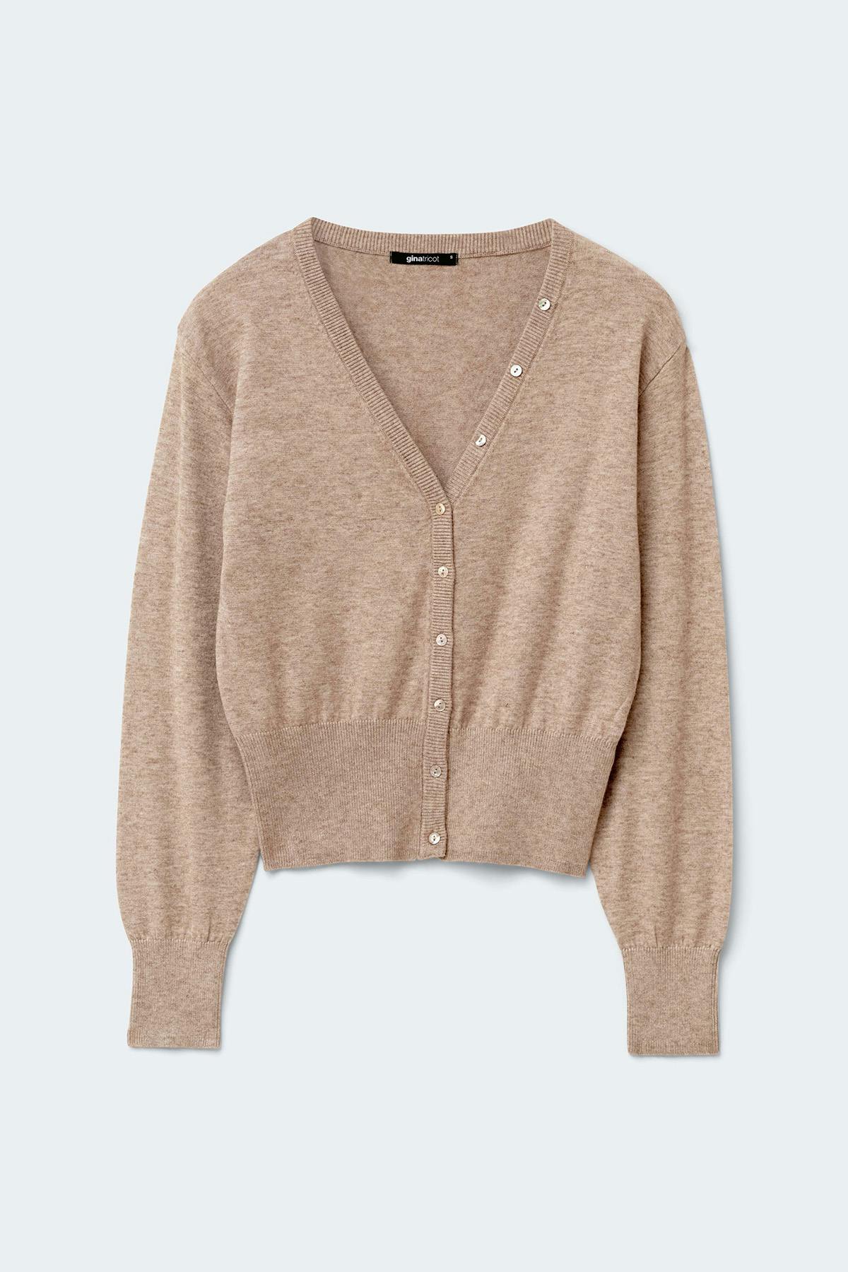 Knitted fitted cardigan