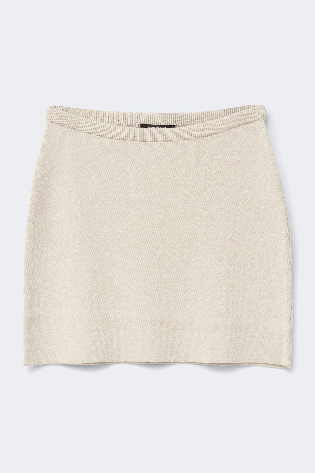 Knitted mini skirt