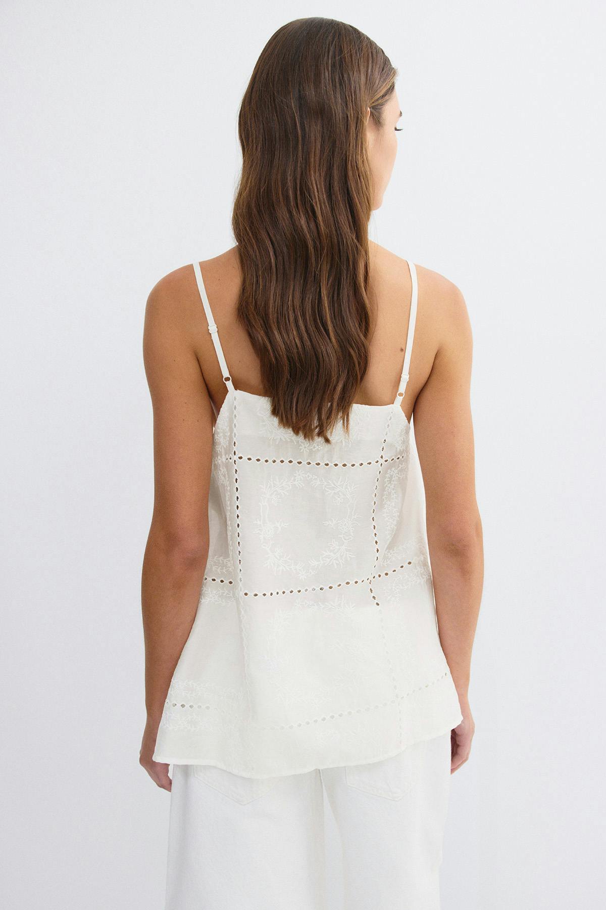 Embroidery top