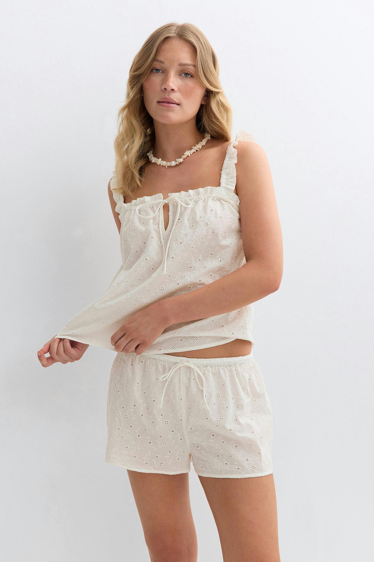Broderie loungewear shorts
