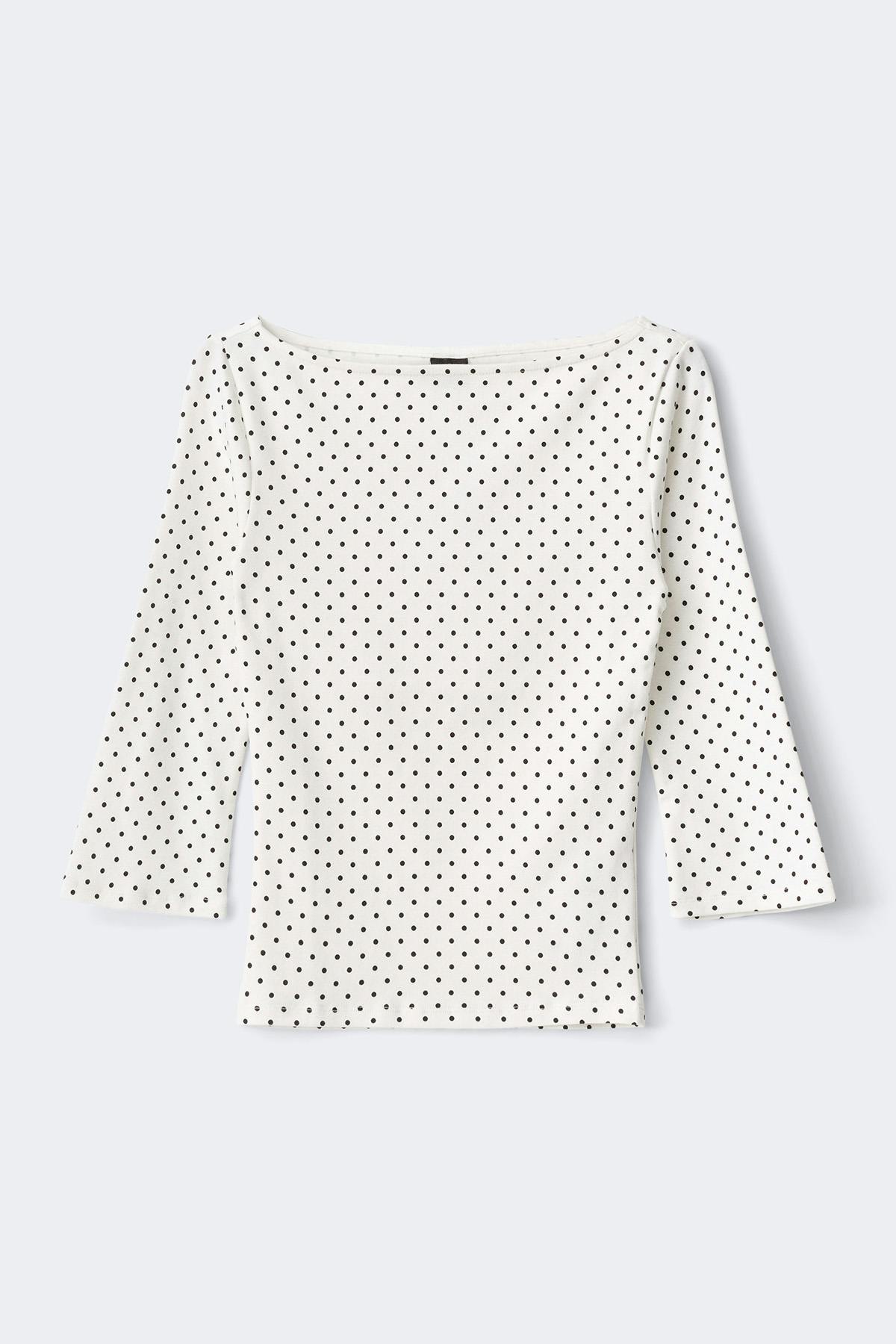 Quarter sleeve boatneck top