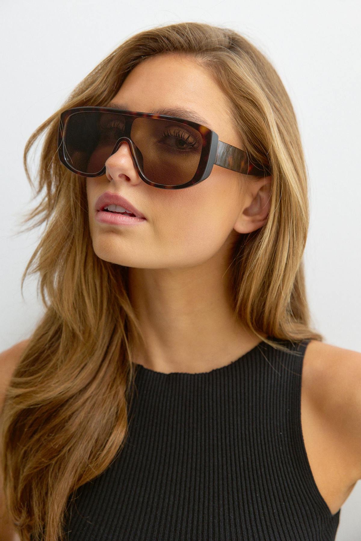 Oval sunglasses