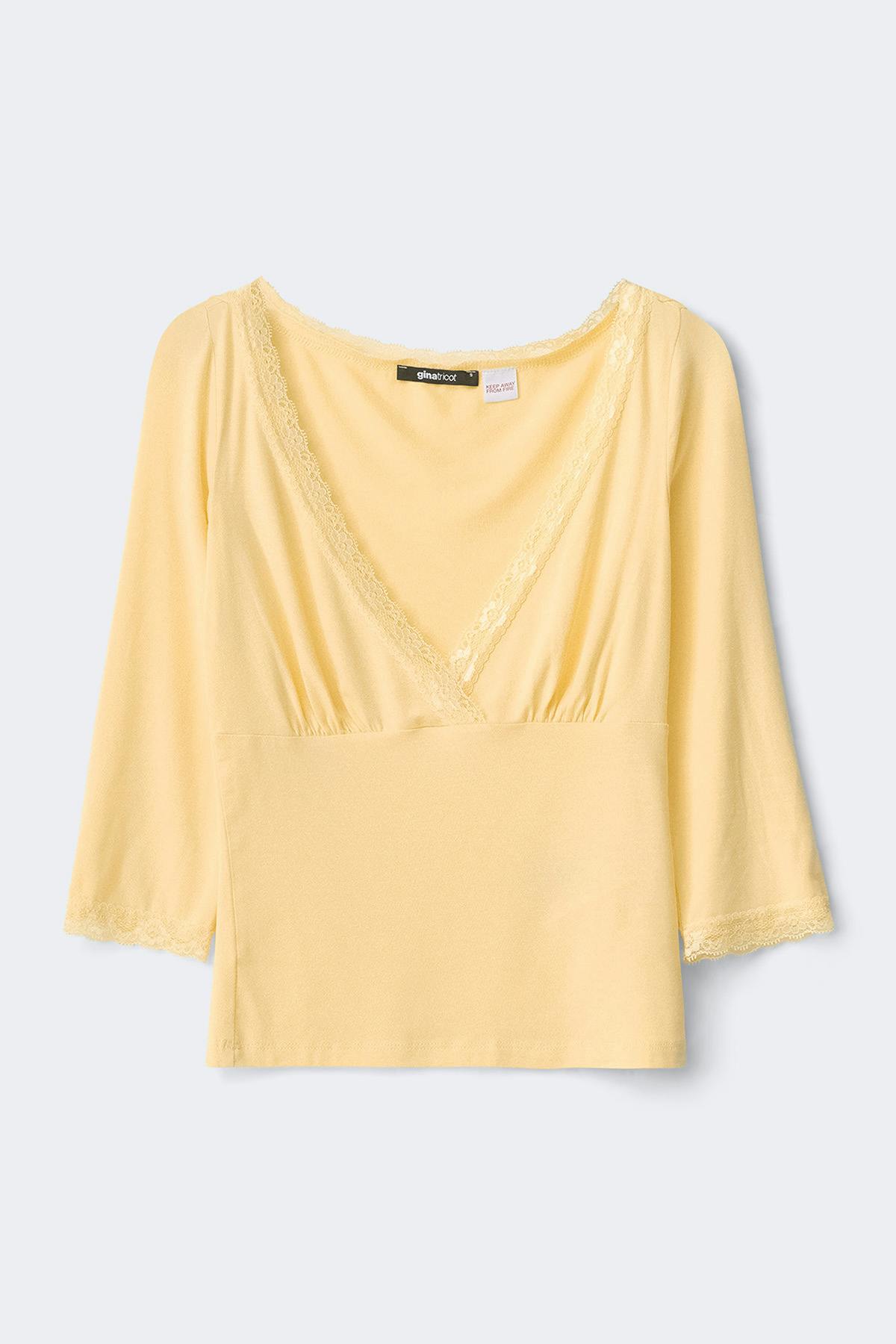 Quarter sleeve loungewear top
