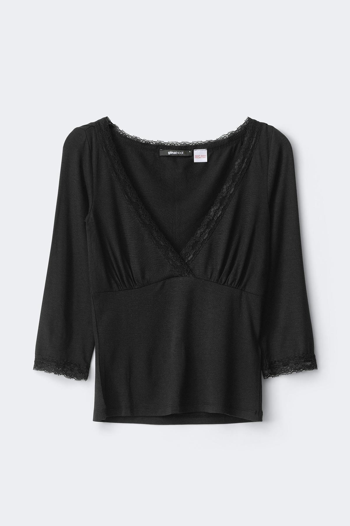 Quarter sleeve loungewear top