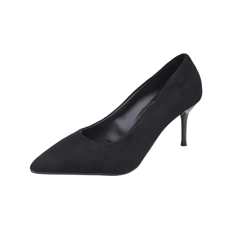 Noir Grace Pumps