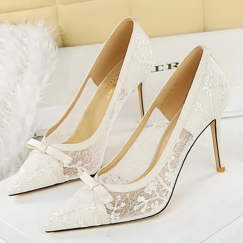 Champagne Noir Lace Heels