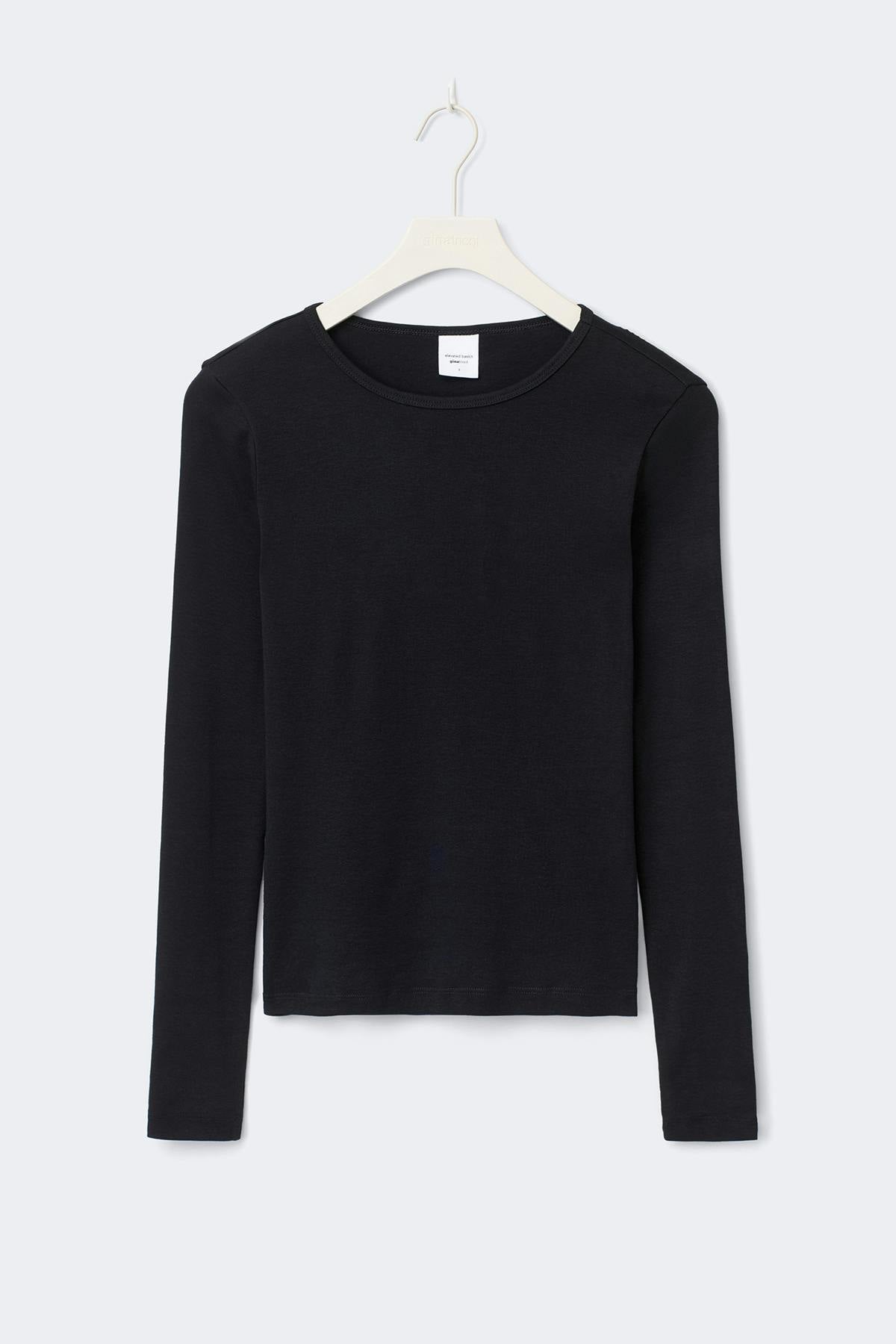 Tight fit long sleeve top