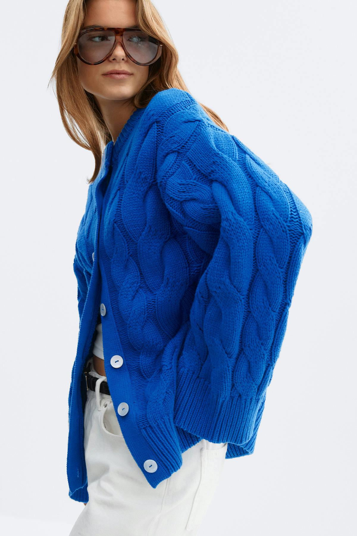 Chunky knitted cable cardigan