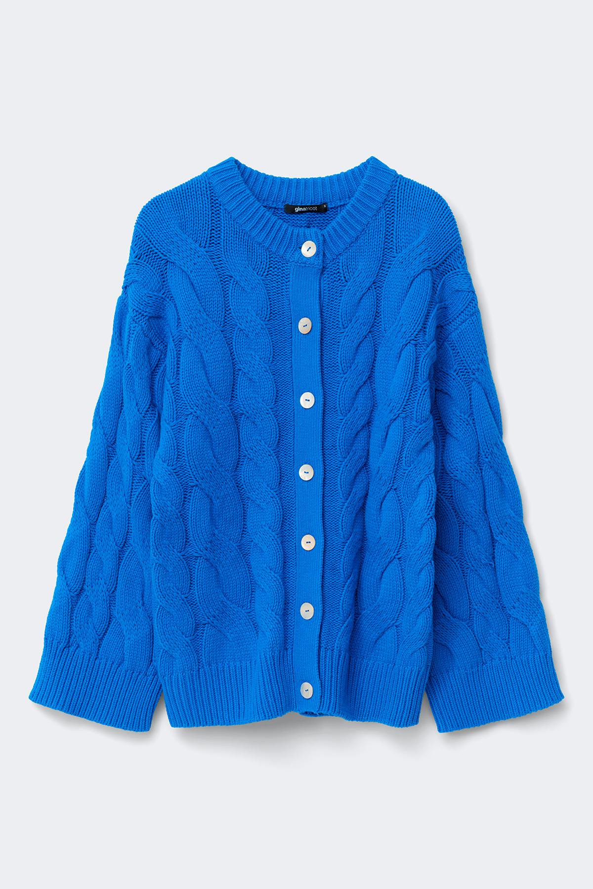 Chunky knitted cable cardigan