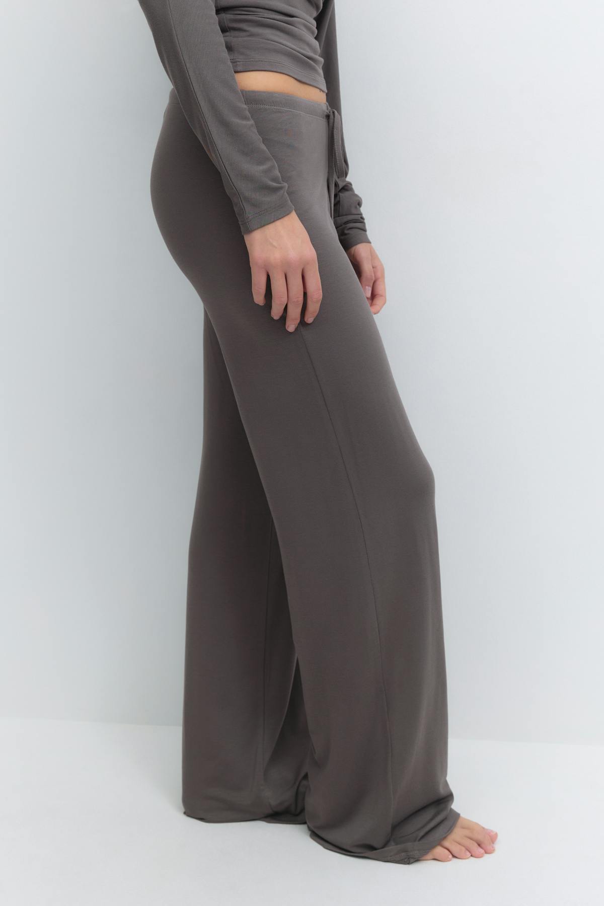 Low waist loungewear trousers