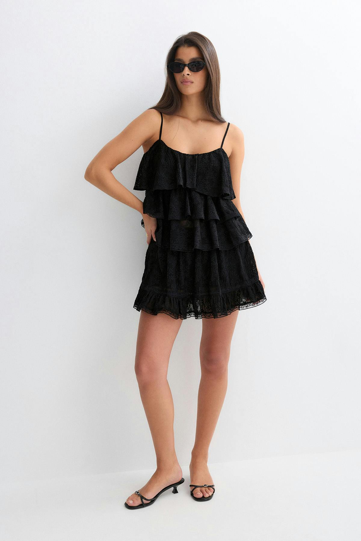 Lace frill singlet