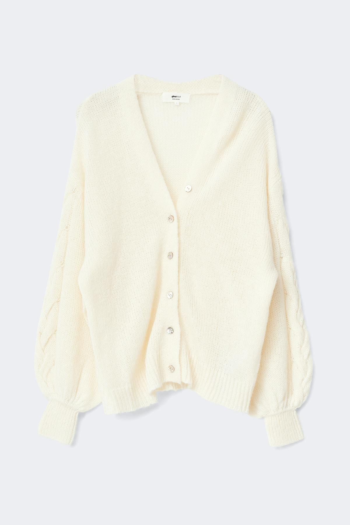 Chunky knitted cardigan