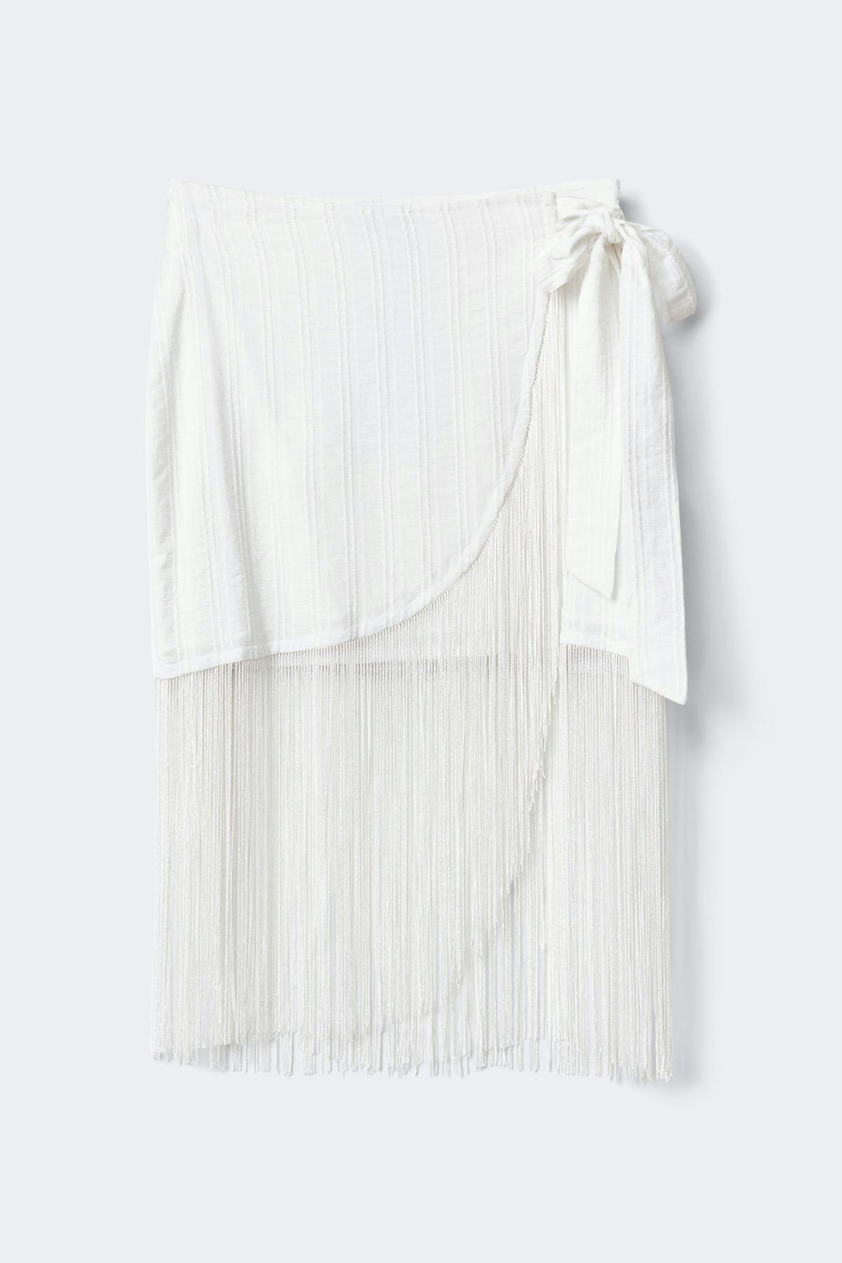 Structured skirt