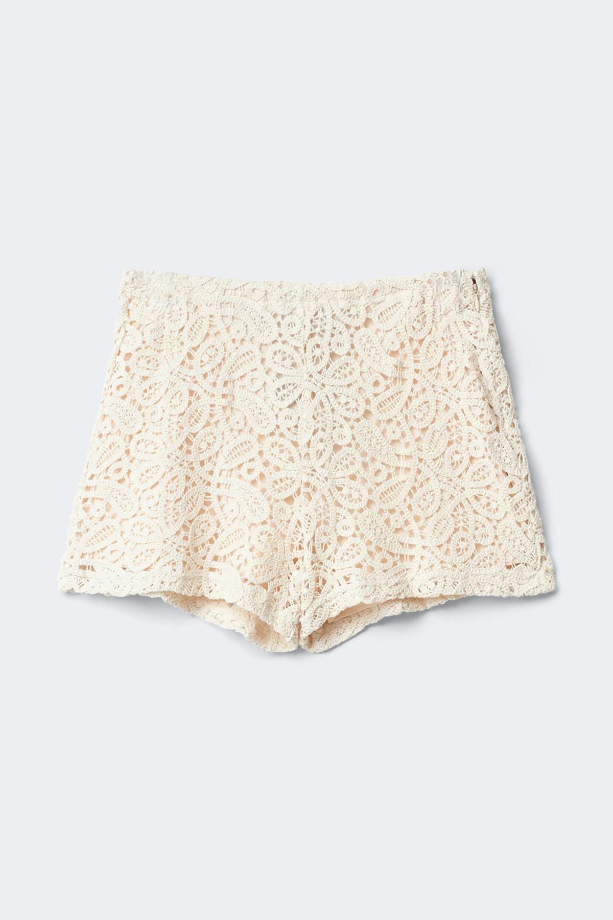Knitted crochet shorts