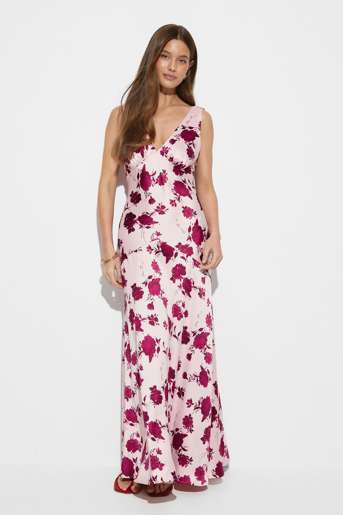 Sleeveless satin maxi dress