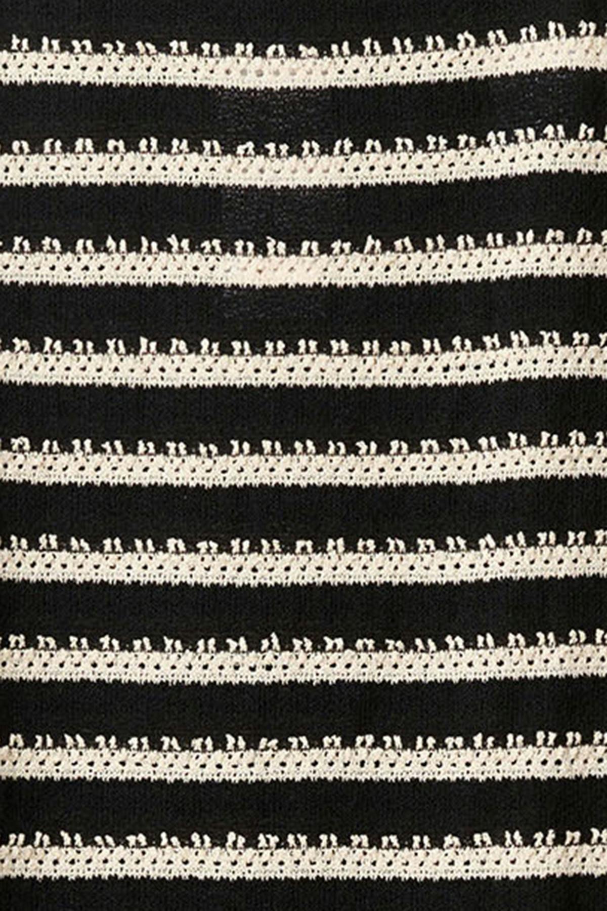 Crochet fringe skirt