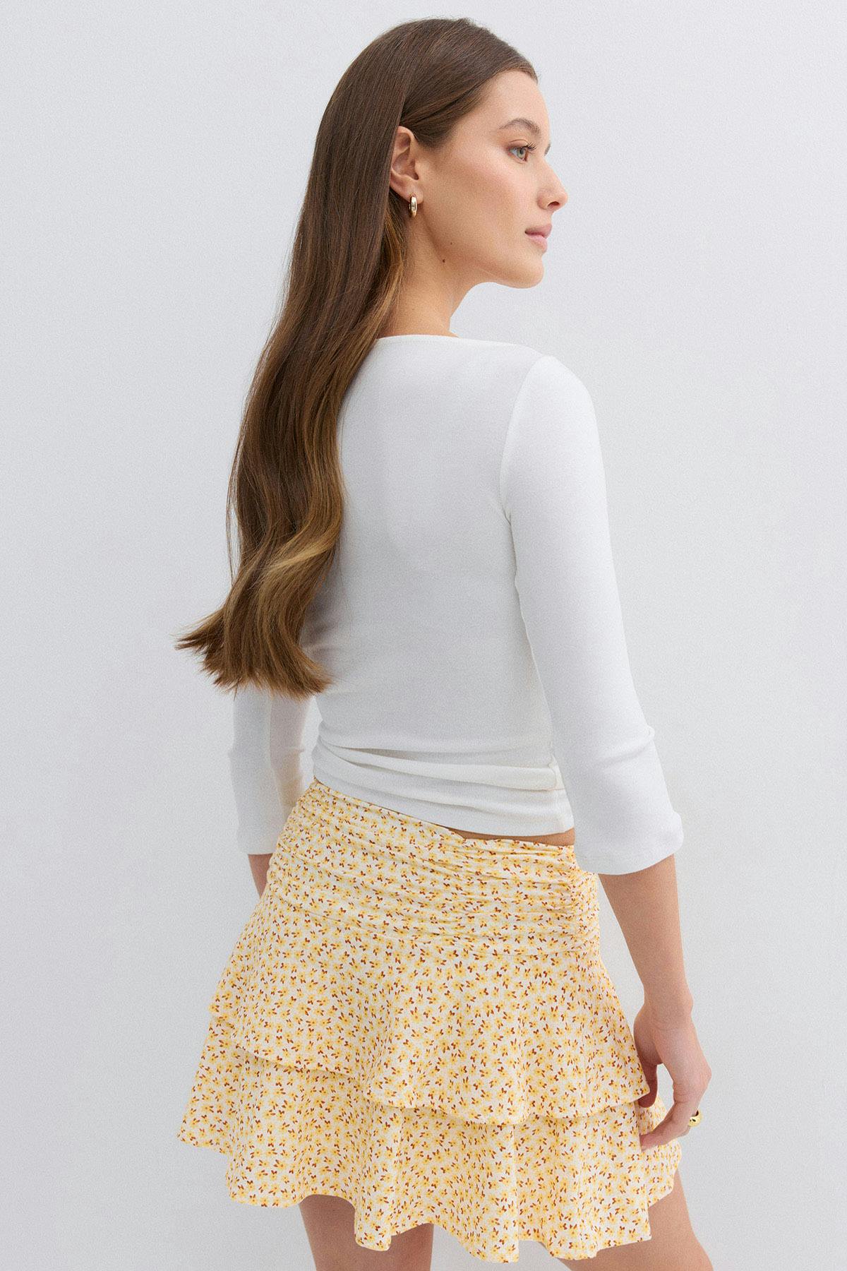 Mini frill skirt