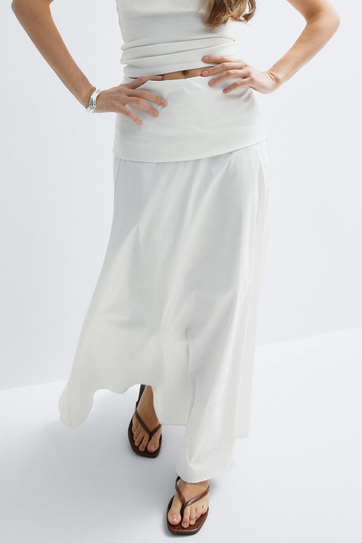 Dropped waist skirt