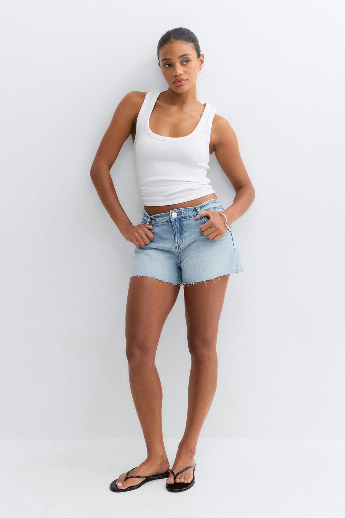 Drop loose denim shorts