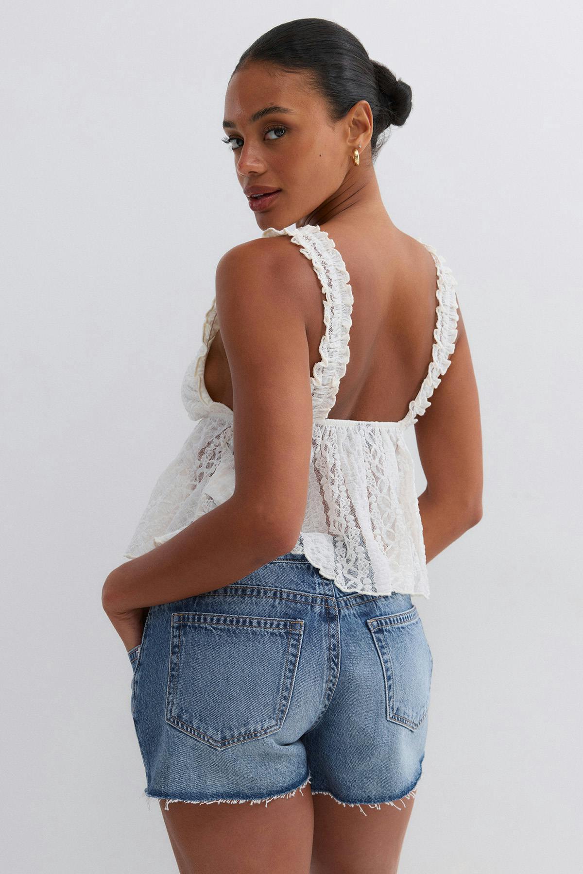 Drop loose denim shorts