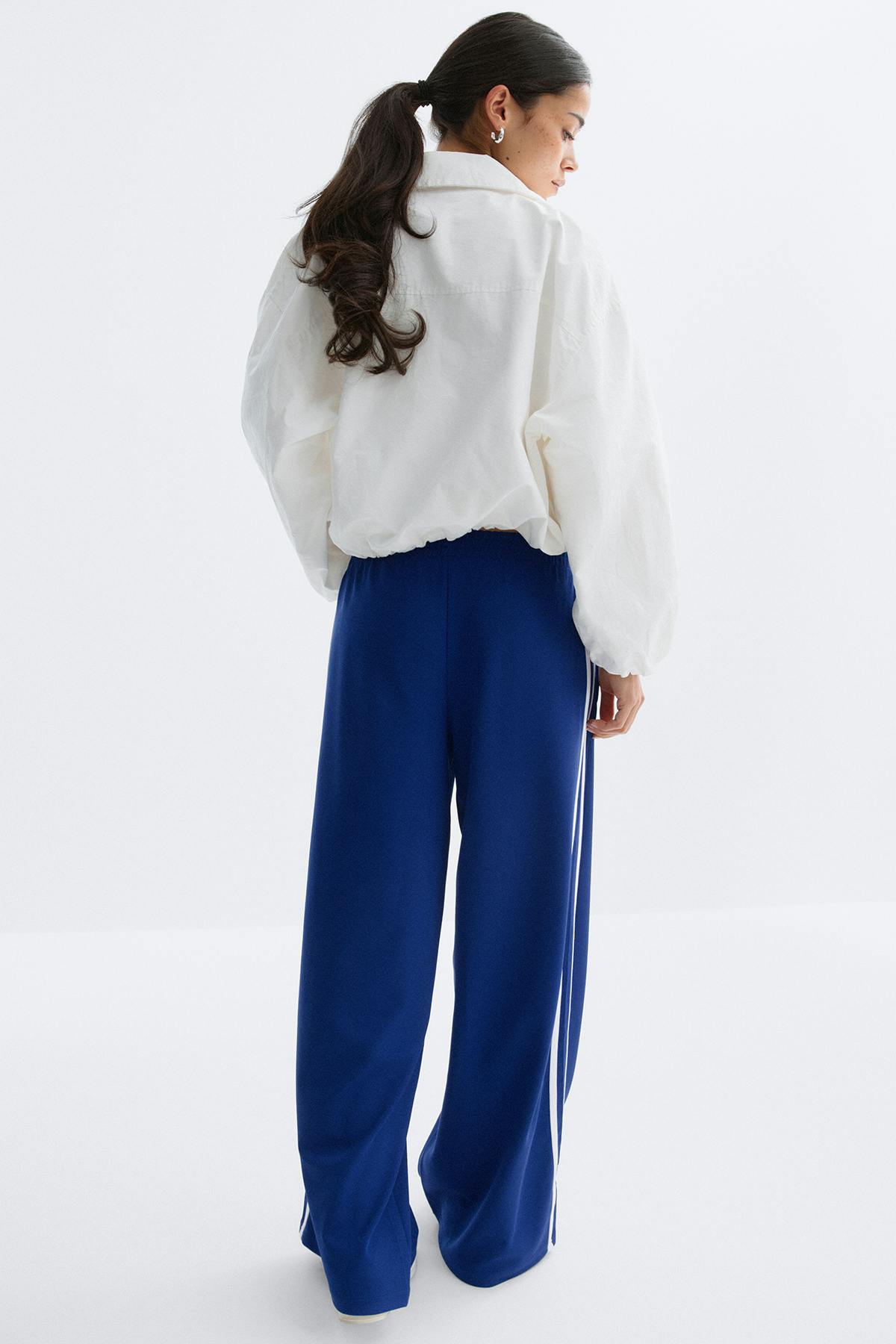 Sporty wide trousers