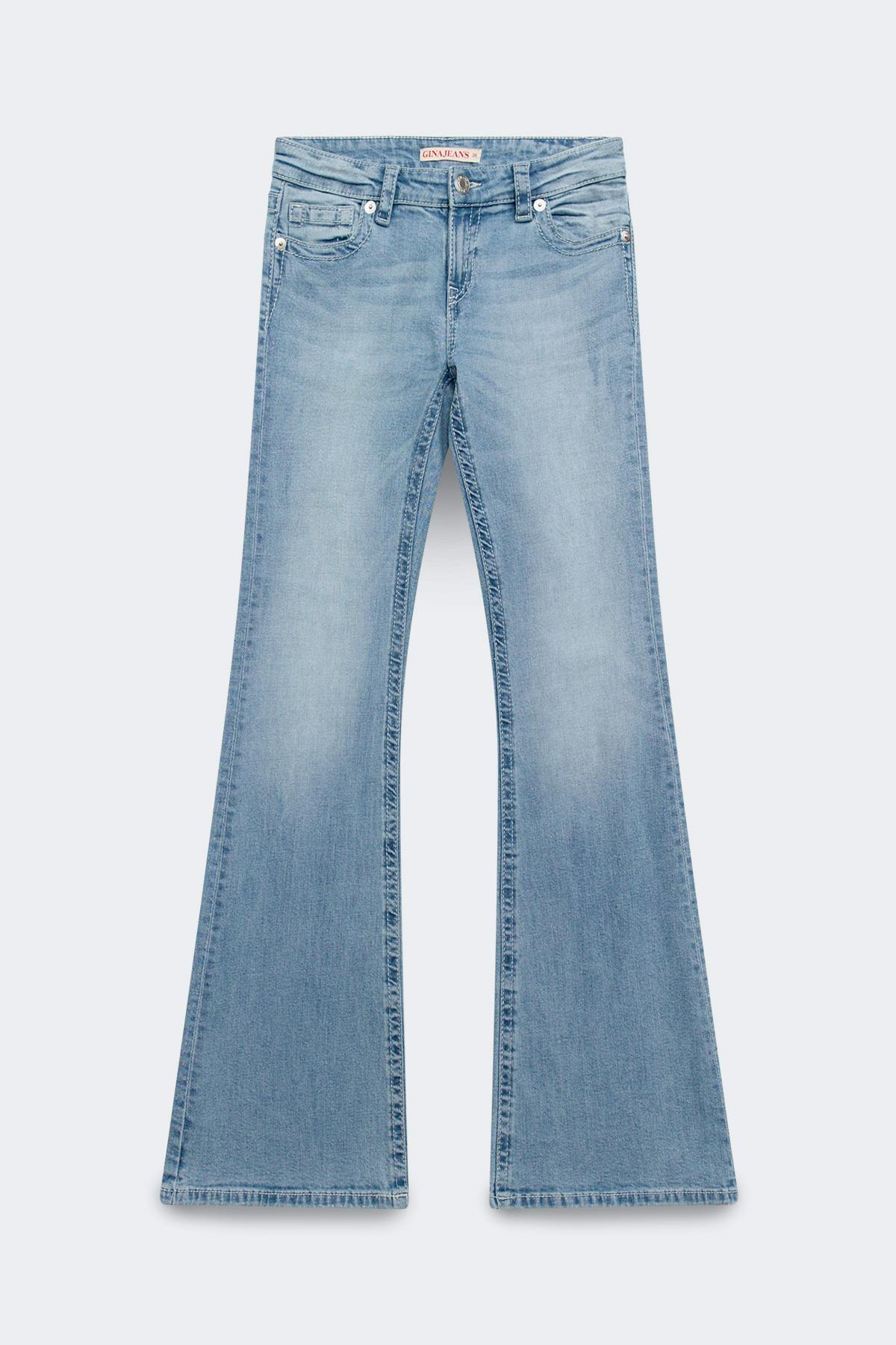 Glow rise flare jeans