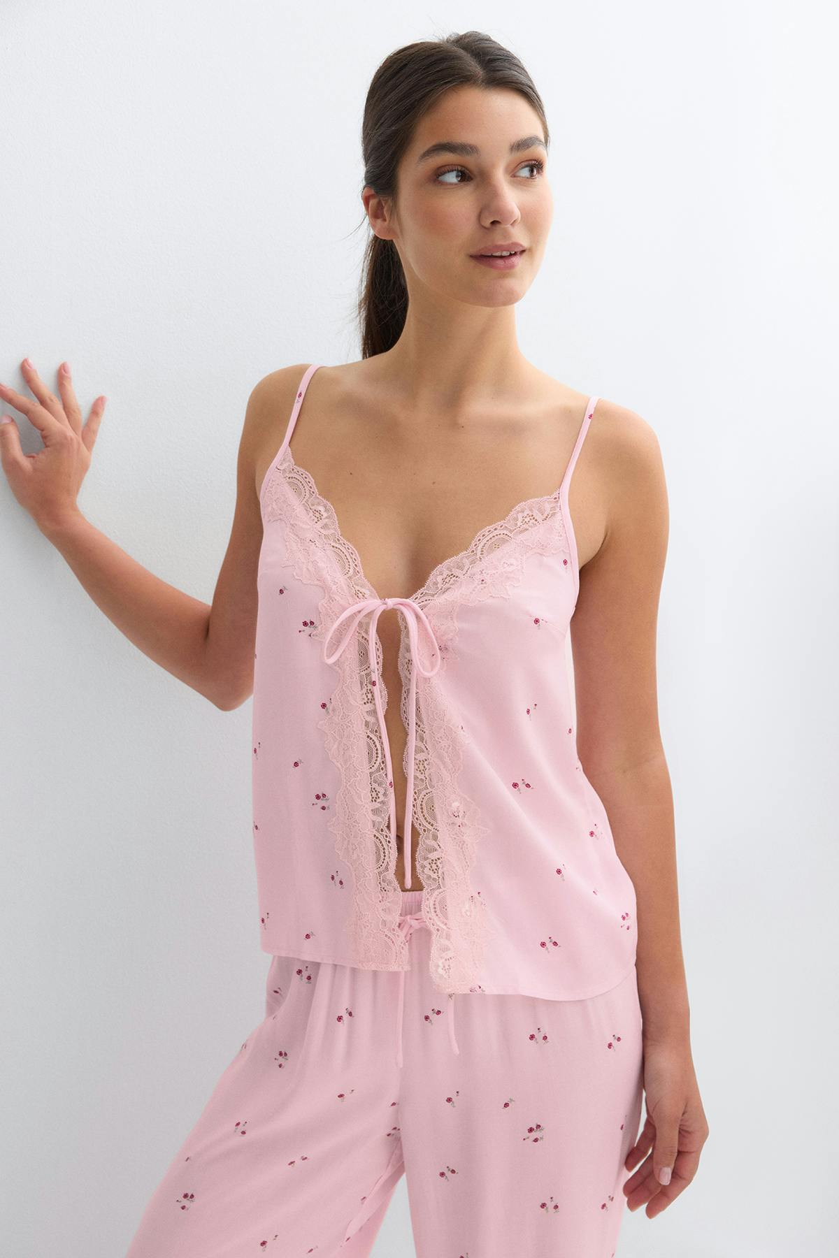 Lace loungewear singlet