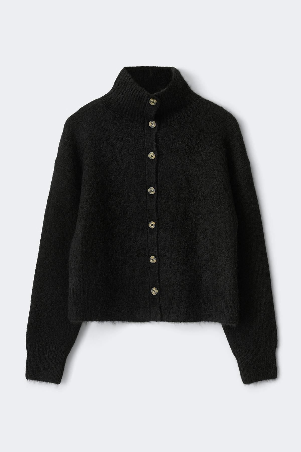 Turtleneck knitted cardigan