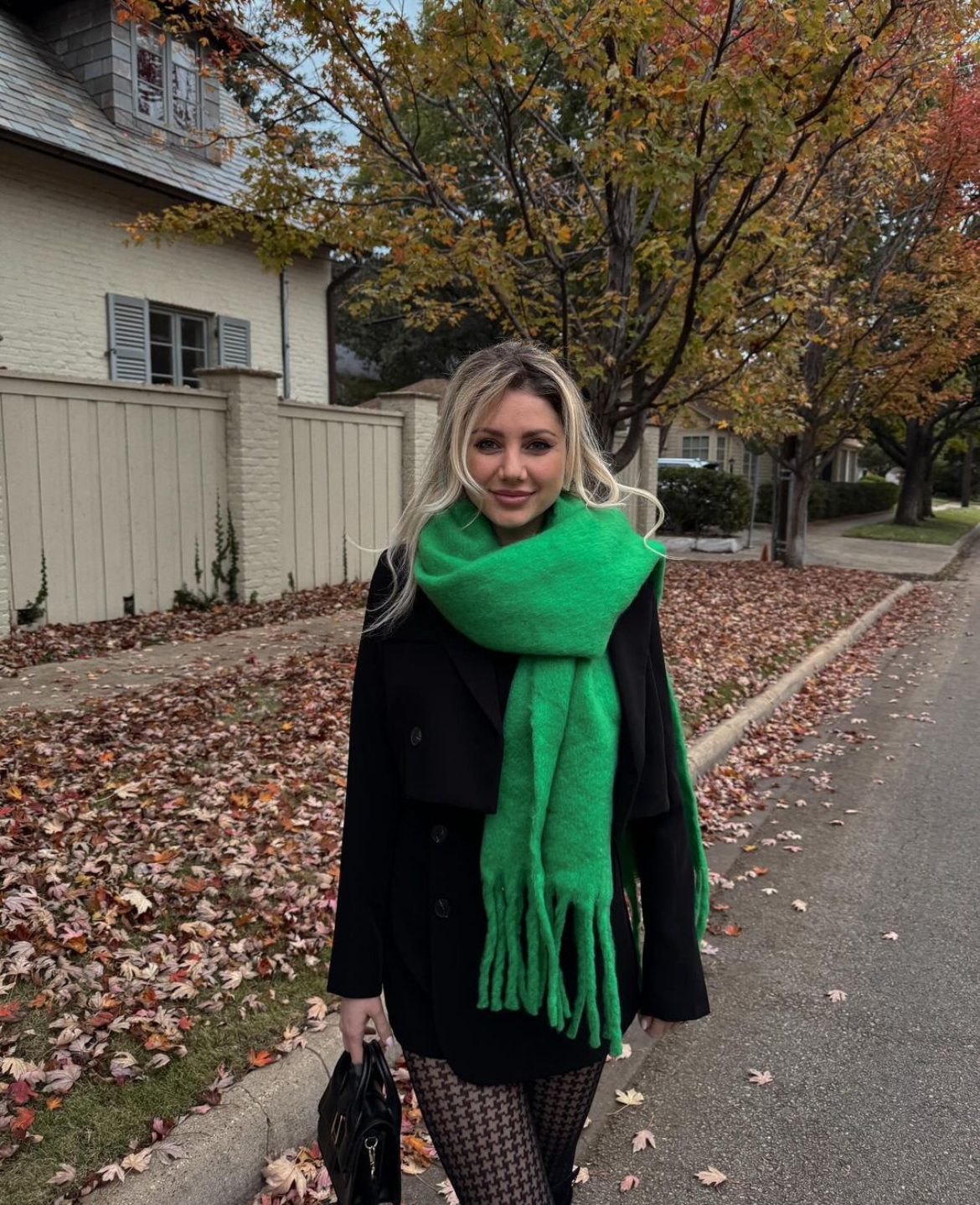 Modelo Soft & Chunky Scarf