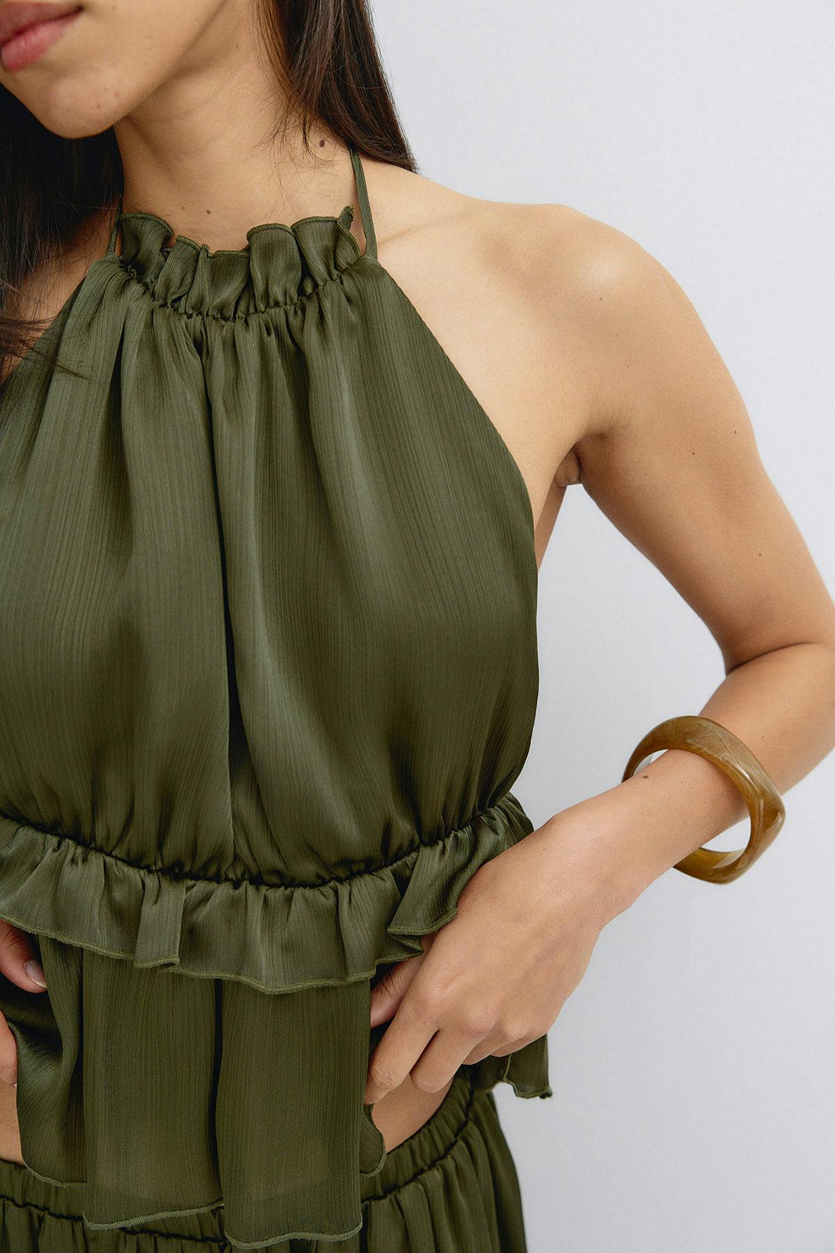 Frill top