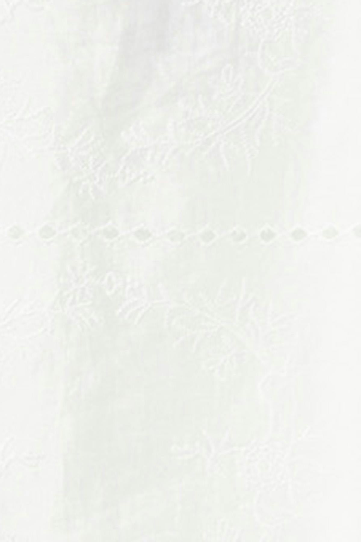 Embroidery top