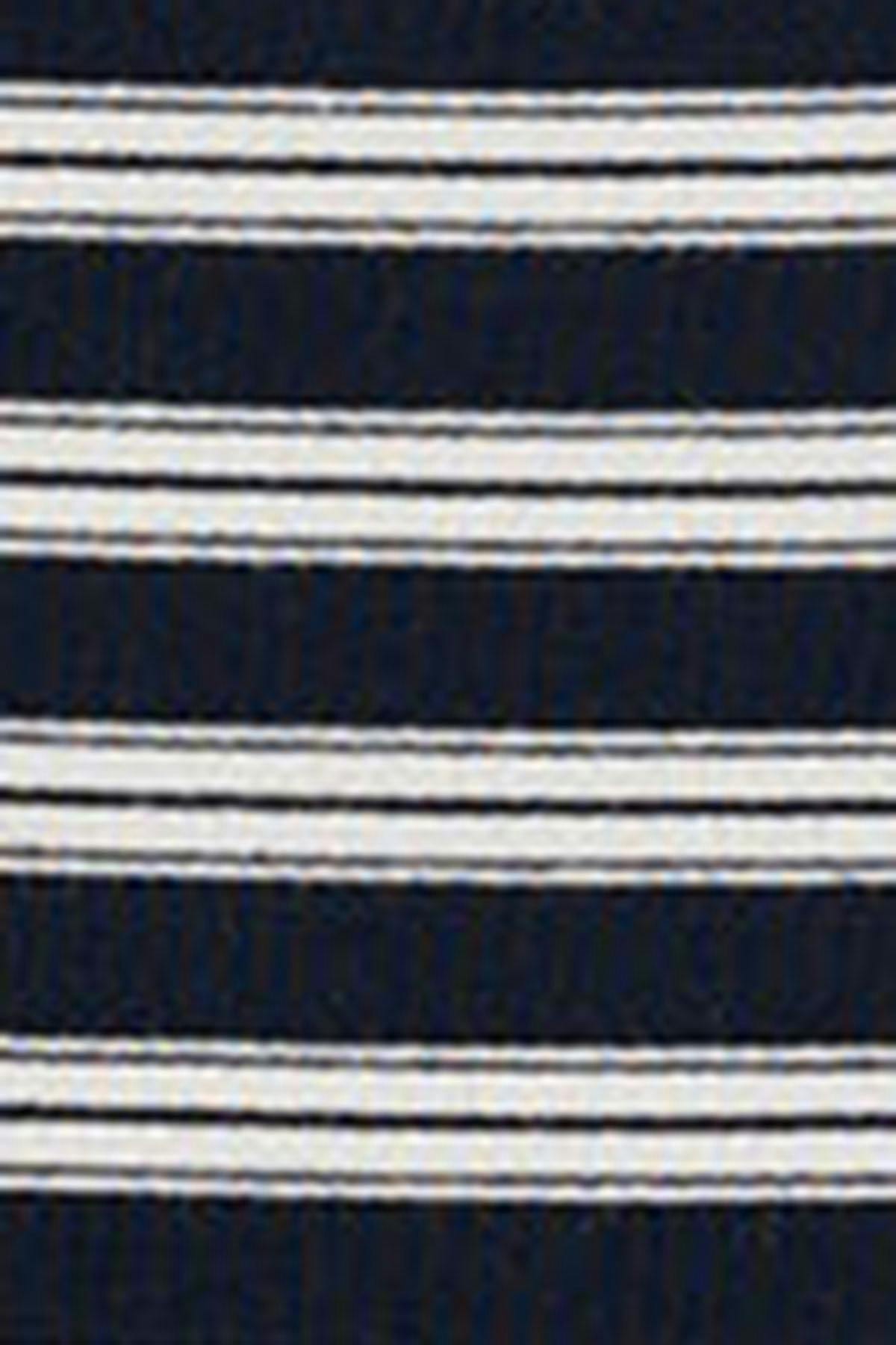 Quarter sleeve boatneck top
