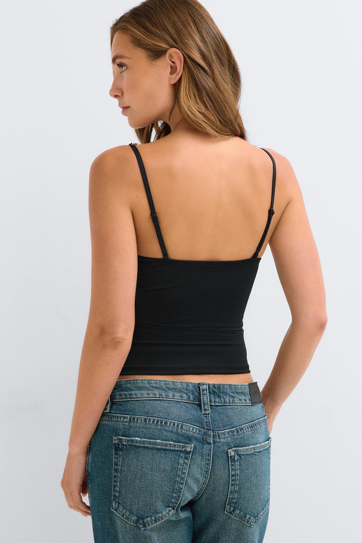 Lace shaping singlet