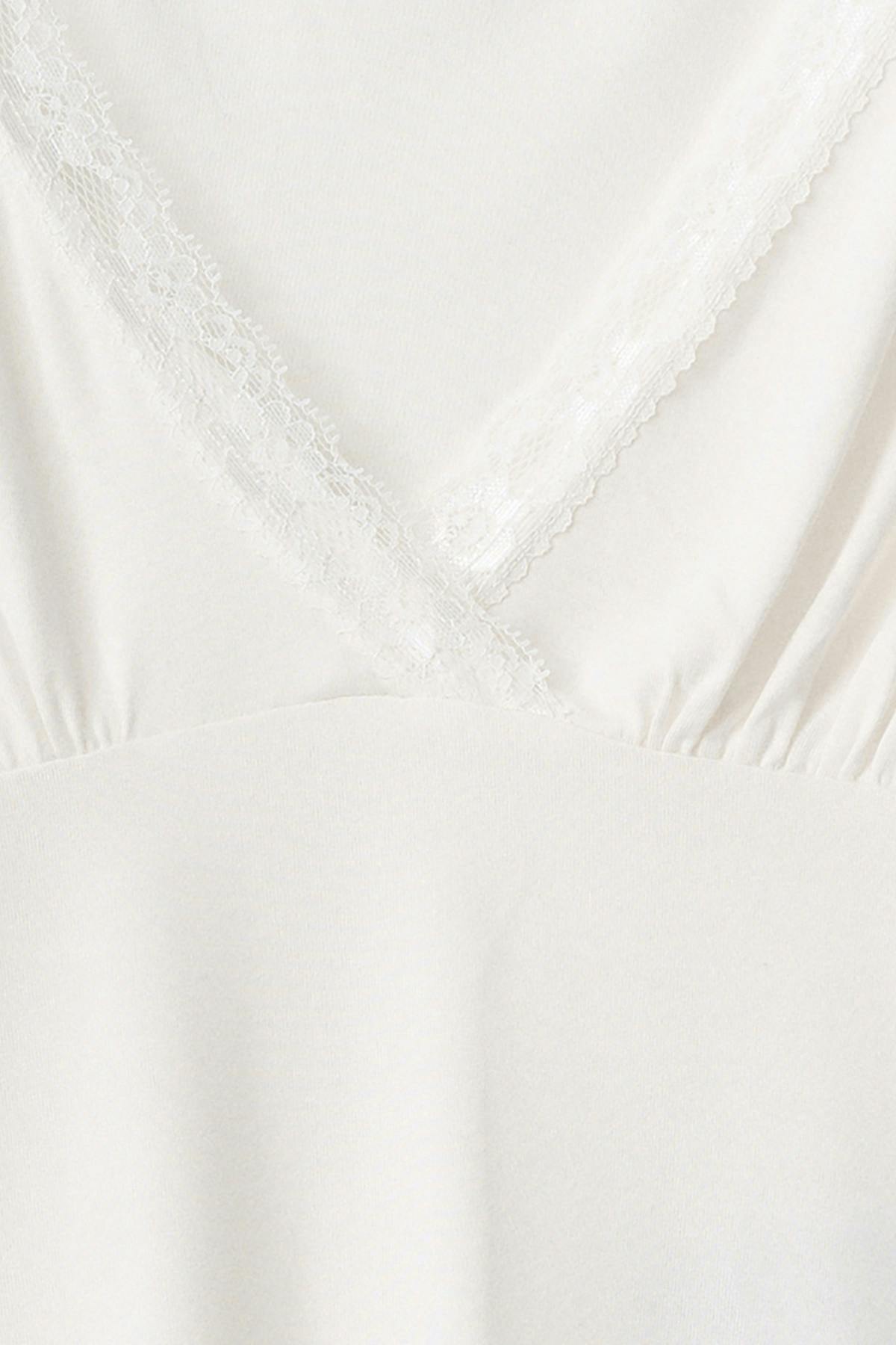 Quarter sleeve loungewear top